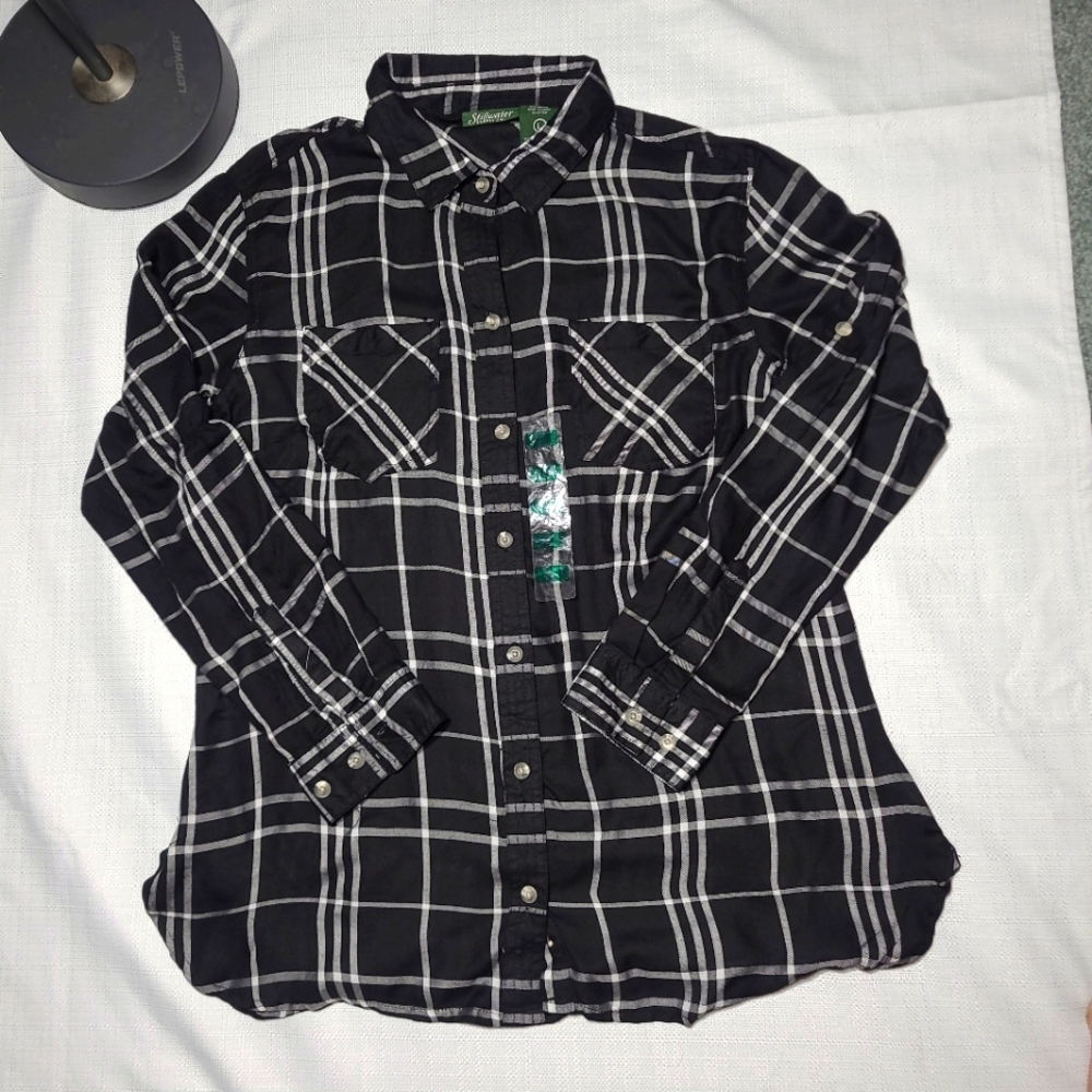 Stillwater Supply Co. plaid button down shirt Large